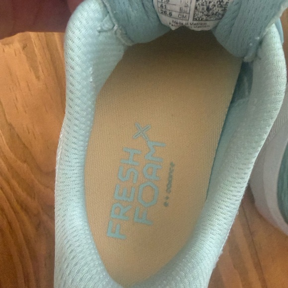 New Balance Women’s Fresh Foam X 860 V12 Running Shoe Light Blue Size 9.5 - Picture 8 of 10